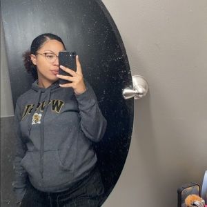 Meet your Posher, Carissa